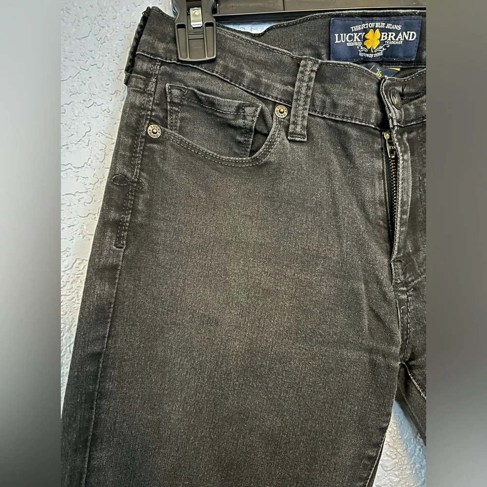 Lucky Brand Black Denim Jeans | 2/26 | Signature Sophia Stretch - Picture 2 of 6